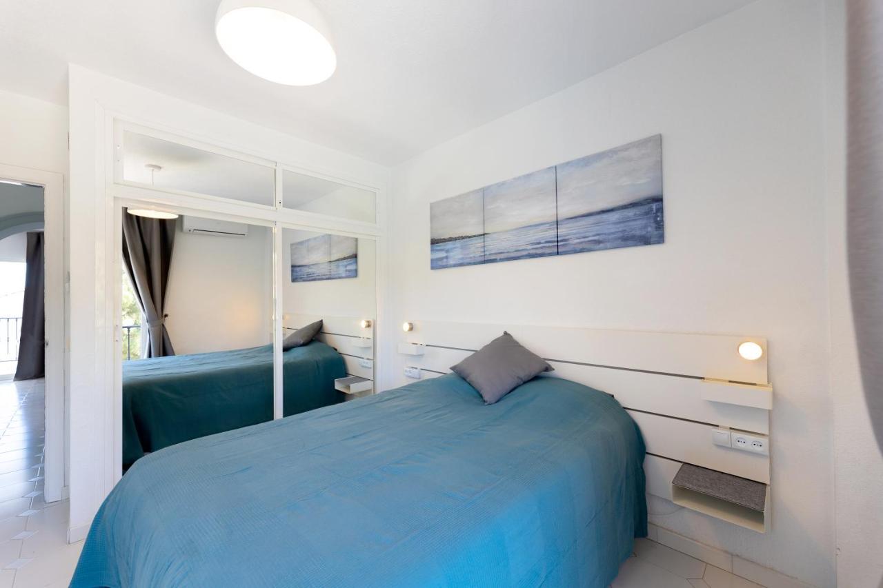 Spacious 2-Bedroom Apartment With Free Parking Sitio de Calahonda Dış mekan fotoğraf