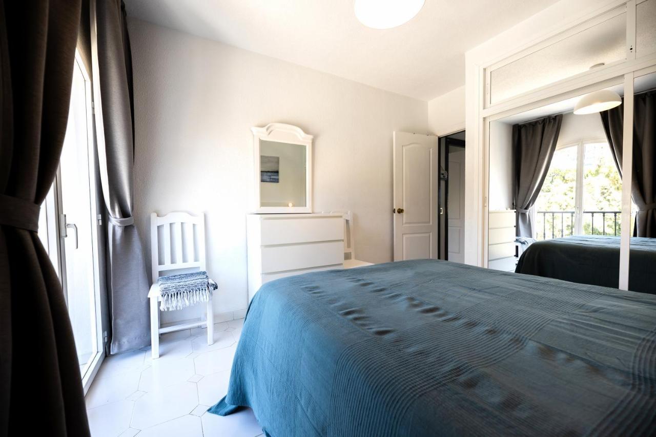 Spacious 2-Bedroom Apartment With Free Parking Sitio de Calahonda Dış mekan fotoğraf