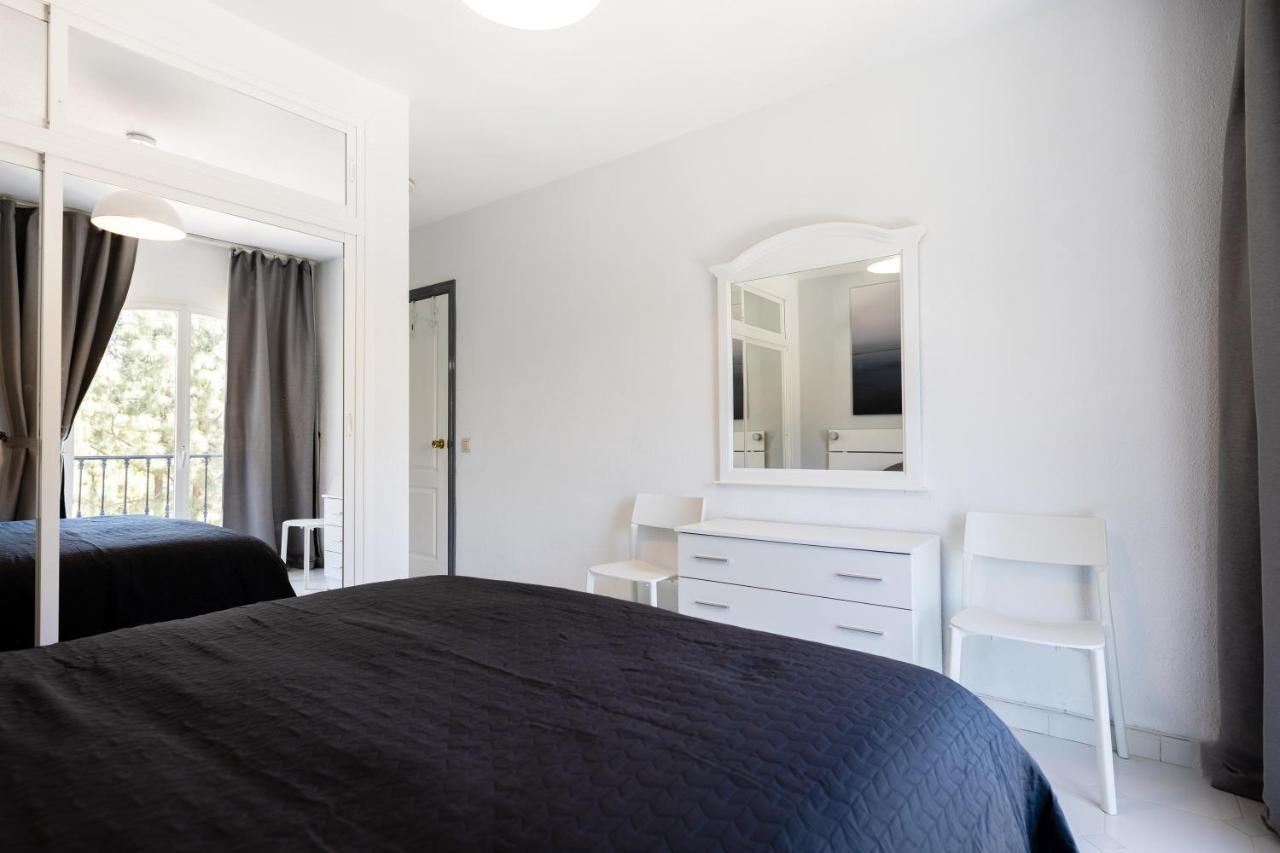 Spacious 2-Bedroom Apartment With Free Parking Sitio de Calahonda Dış mekan fotoğraf
