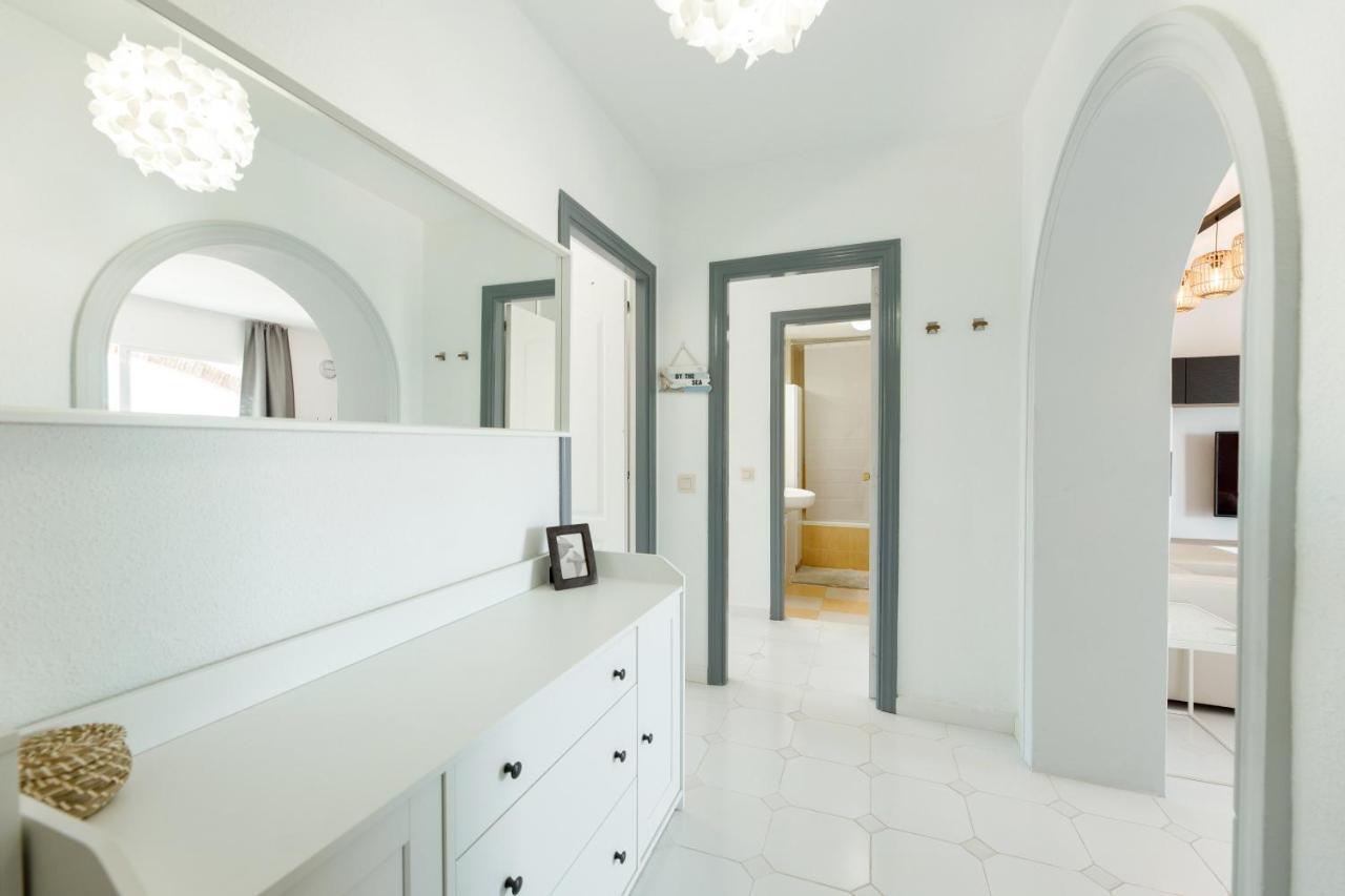 Spacious 2-Bedroom Apartment With Free Parking Sitio de Calahonda Dış mekan fotoğraf